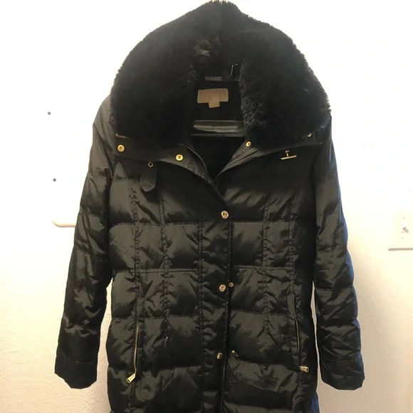 Black Michael Kors Puffer Coat with Faux Fur Collar - Picture 3 of 4